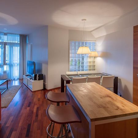 Appartamento City Center Park View Studio With Sauna And Balcony Helsinki Esterno foto